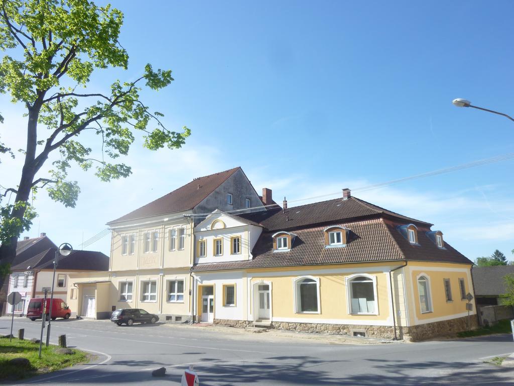 Guest House U Zlateho Jelena Žinkovy Kültér fotó